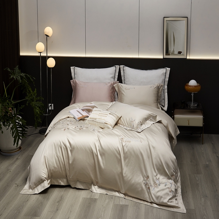 91家纺网 家纺一手货源 找家纺 爱情故事2025春夏居家新品四件套 秋叶-灰白