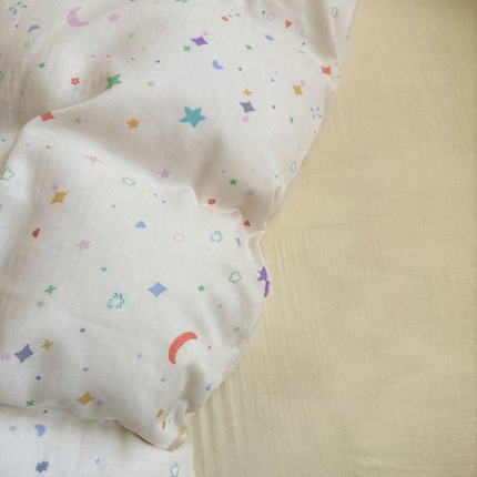 91家纺网 家纺一手货源 找家纺 2025新款双层纱印花卡通四件套-床拍 星星点点