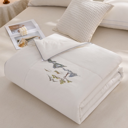 91家纺网 家纺一手货源 找家纺 （总）羽涵2025新款抗菌小竹棉夏被