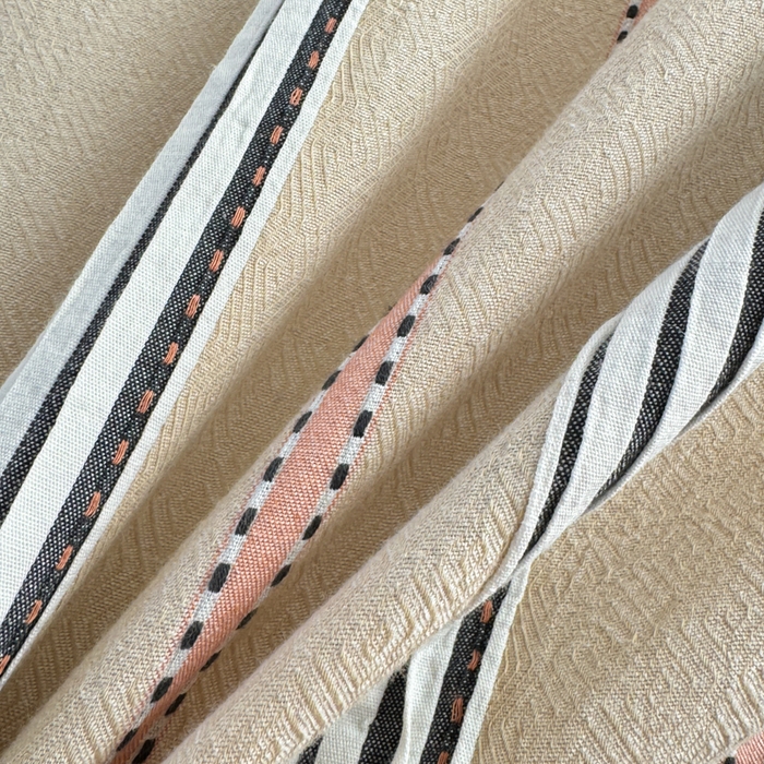 91家纺网 家纺一手货源 找家纺 简宜家居（朝初家纺） 2025新款40支全棉提花四件套（简川-星辰系列） 简川-赤丹