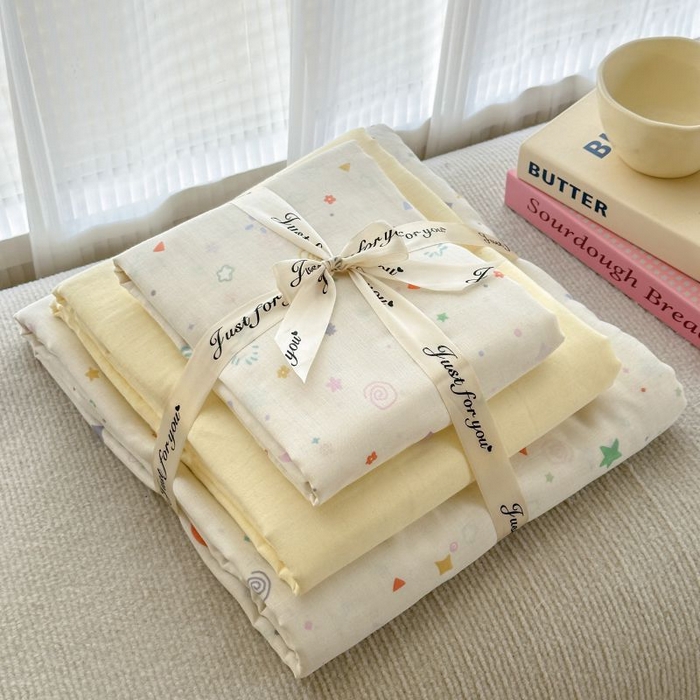 91家纺网 家纺一手货源 找家纺 2025新款双层纱印花卡通四件套-叠拍 星星点点