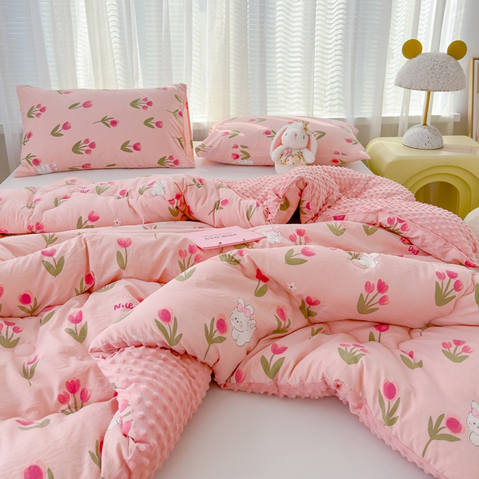 91家纺网 家纺一手货源 找家纺 佰丝居 2025新款A类水洗棉双层纱豆豆被100%新疆棉花被夏被 甜茶日记