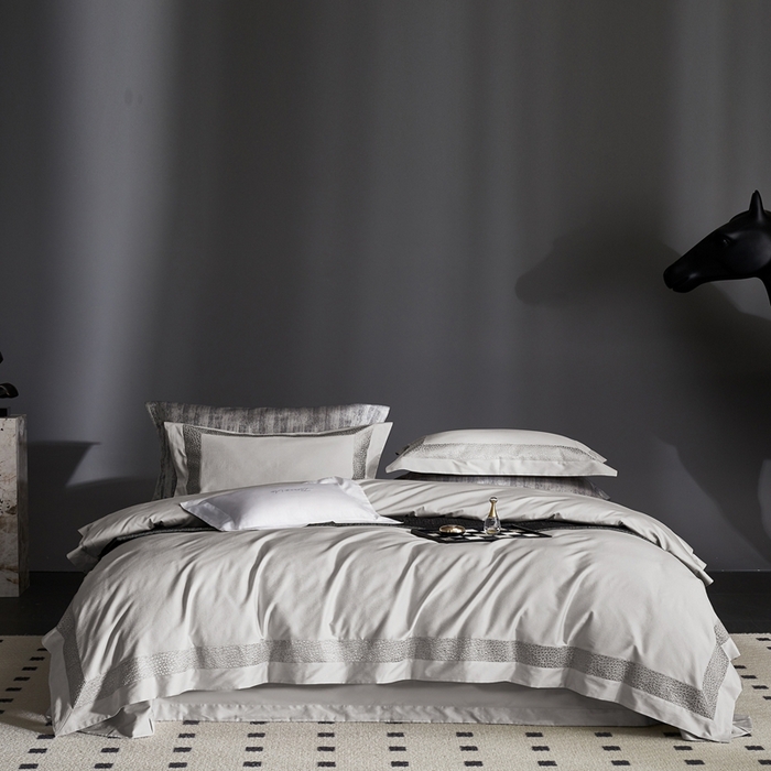 91家纺网 家纺一手货源 找家纺 爱情故事2025春夏居家新品四件套 臻彩（灰）