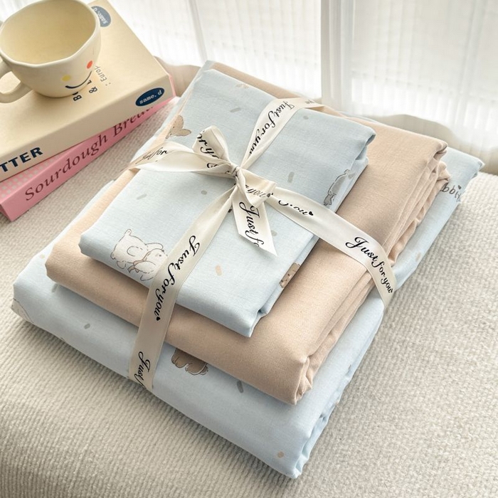 91家纺网 家纺一手货源 找家纺 2025新款双层纱印花卡通四件套-叠拍 甜茶兔