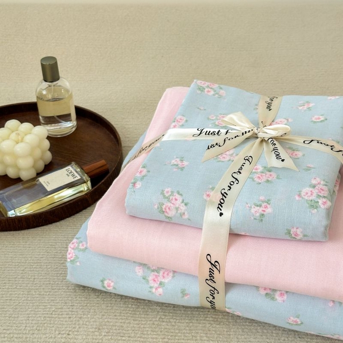 91家纺网 家纺一手货源 找家纺 典曼家纺 2025新款双层纱小清新印花四件套-叠拍 初夏