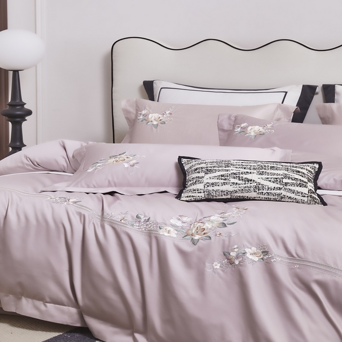 91家纺网 家纺一手货源 找家纺 爱情故事2025春夏居家新品四件套 盛夏-粉紫