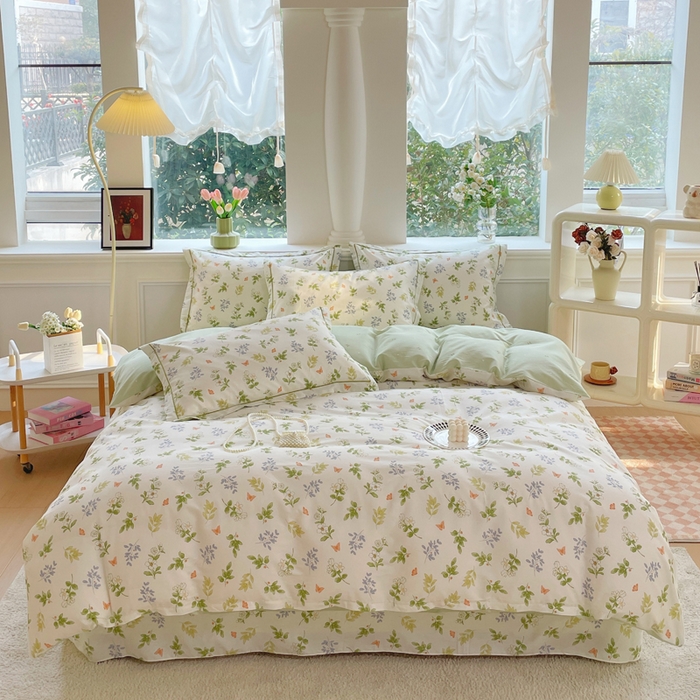 91家纺网 家纺一手货源 找家纺 铭博家纺 2025新款直播爆款100%全棉吊边一字绣工艺款13070印花全棉四件套 芳草记忆