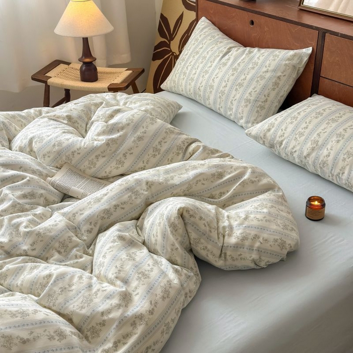 91家纺网 家纺一手货源 找家纺 典曼家纺 2025新款双层纱小清新印花四件套-床拍 浪漫邂逅