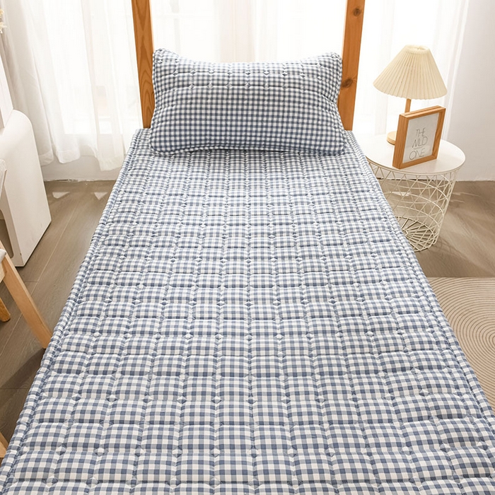 91家纺网 家纺一手货源 找家纺 恋绒家纺 无印风高低床学生床褥水洗棉宿舍上下铺软床垫 蓝小格