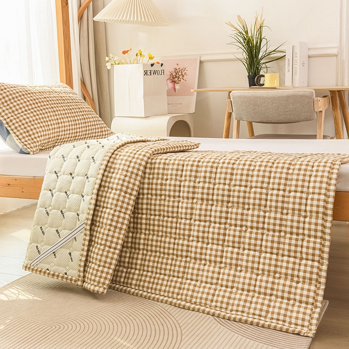 91家纺网 家纺一手货源 找家纺 恋绒家纺 无印风高低床学生床褥水洗棉宿舍上下铺软床垫 黄小格