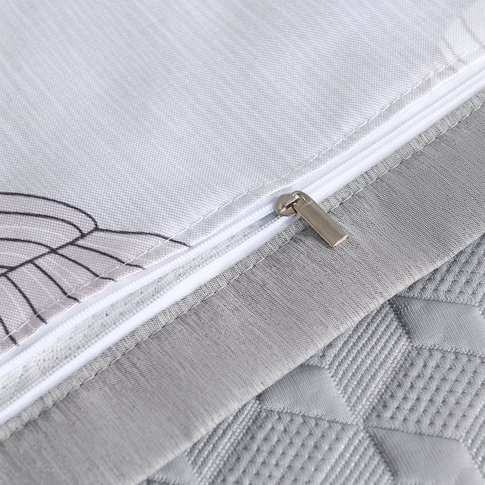 91家纺网 家纺一手货源 找家纺 小猫派 2025夏季冰丝枕头套A类豆豆凉感常规枕套 凉感不绣花-菱形灰