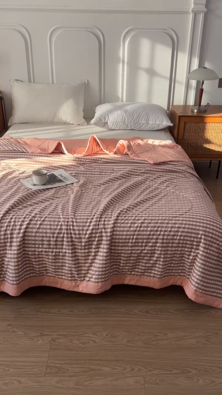 91家纺网 家纺一手货源 找家纺 佰丝居 2025新款A类水洗棉夏被100%新疆棉花被空调被夏凉被 粉小格