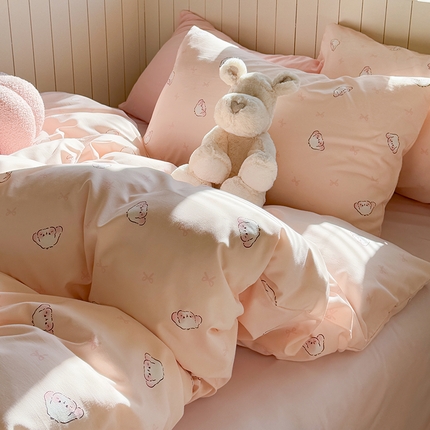 91家纺网 家纺一手货源 找家纺 繁花家居 2025新款软乎乎时尚印花水洗棉四件套 蝴蝶结小狗