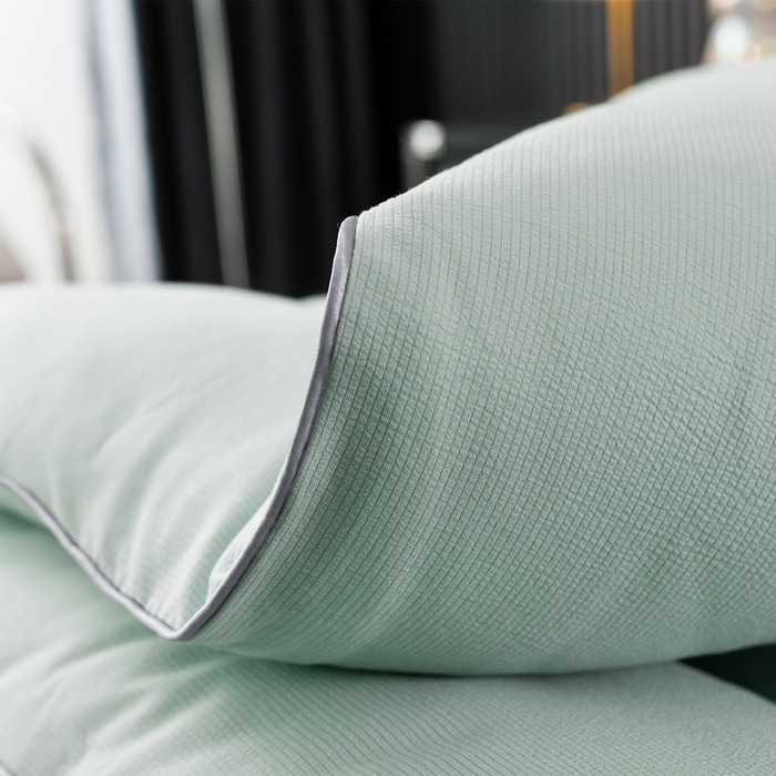 91家纺网 家纺一手货源 找家纺 招财狼 2025新款抗菌小竹棉冬被 小竹棉-水蓝色