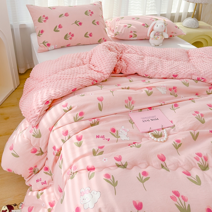 91家纺网 家纺一手货源 找家纺 佰丝居 2025新款A类水洗棉双层纱豆豆被100%新疆棉花被夏被 甜茶日记