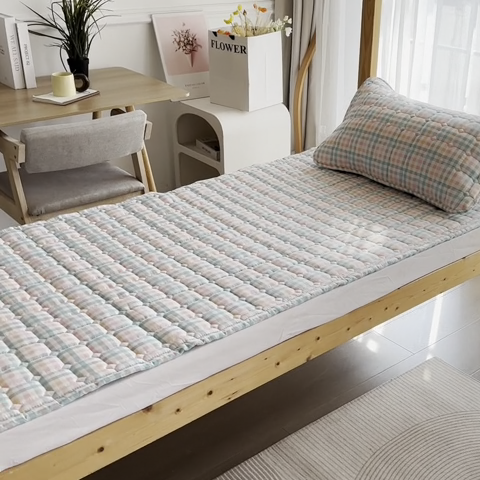 91家纺网 家纺一手货源 找家纺 恋绒家纺 无印风高低床学生床褥水洗棉宿舍上下铺软床垫 粉蓝格