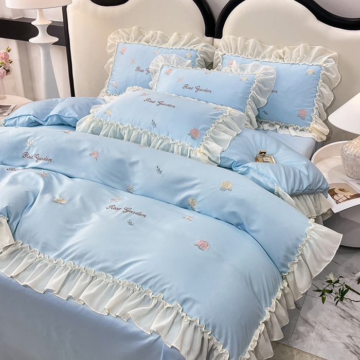 91家纺网 家纺一手货源 找家纺 花香四季家纺 2025新款法式蕾丝裙边刺绣仙女公主风四件套 玫瑰蓝