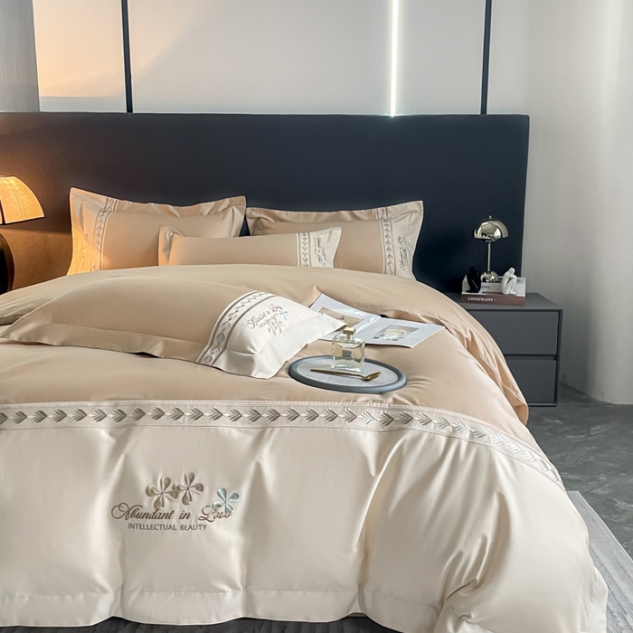 91家纺网 家纺一手货源 找家纺 桃园 2025新款全棉长绒棉刺绣绣花四件套-西西里系列 香槟