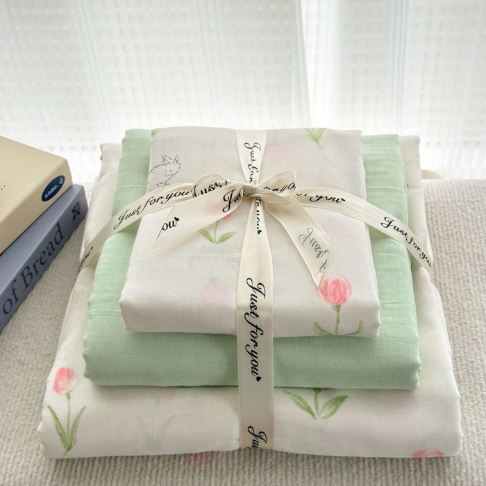 91家纺网 家纺一手货源 找家纺 2025新款双层纱印花卡通四件套-叠拍 郁金香小兔