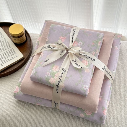 91家纺网 家纺一手货源 找家纺 典曼家纺 2025新款双层纱小清新印花四件套-叠拍 小资情调