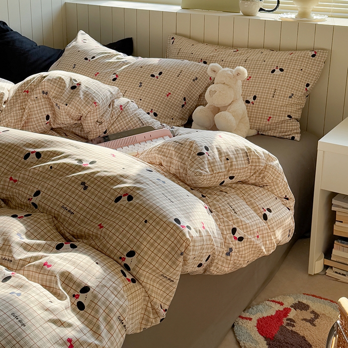 91家纺网 家纺一手货源 找家纺 繁花家居 2025新款软乎乎时尚印花水洗棉四件套 格子小狗