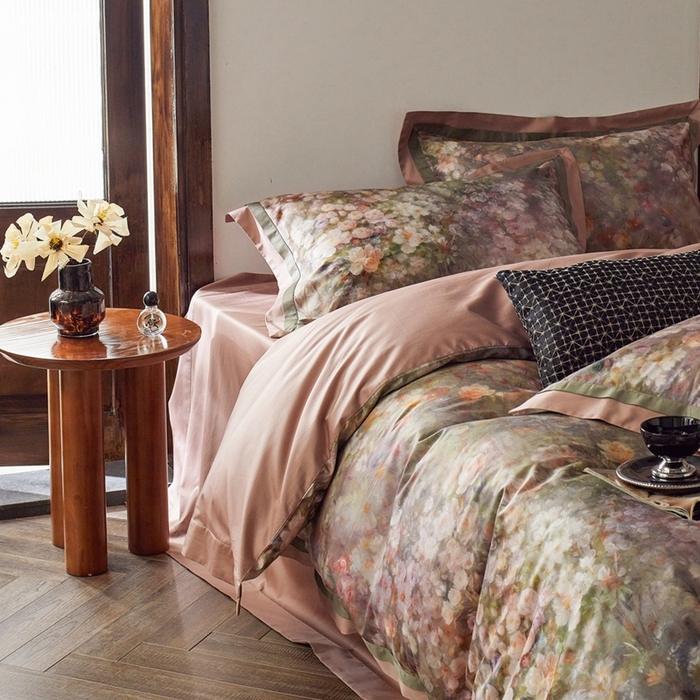 91家纺网 家纺一手货源 找家纺 由丽家纺 2025新款数码印花四件套 花姗月-粉