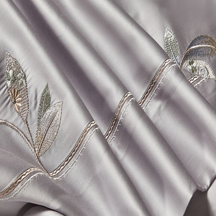 91家纺网 家纺一手货源 找家纺 爱情故事2025春夏居家新品四件套 秋叶-浅紫色