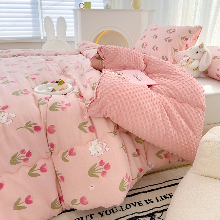 91家纺网 家纺一手货源 找家纺 佰丝居 2025新款A类水洗棉双层纱豆豆被100%新疆棉花被夏被 甜茶日记