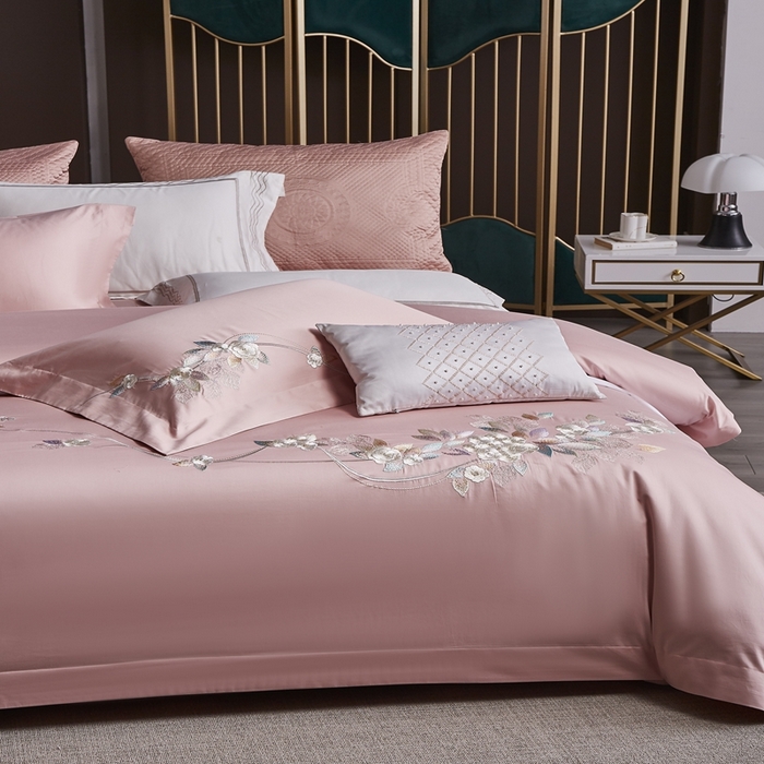 91家纺网 家纺一手货源 找家纺 爱情故事2025春夏居家新品四件套 似锦-粉