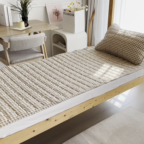 91家纺网 家纺一手货源 找家纺 恋绒家纺 无印风高低床学生床褥水洗棉宿舍上下铺软床垫 黄小格