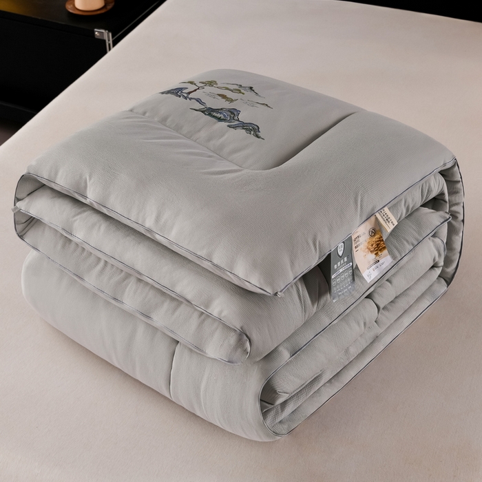 91家纺网 家纺一手货源 找家纺 招财狼 2025新款抗菌小竹棉冬被 小竹棉-浅灰