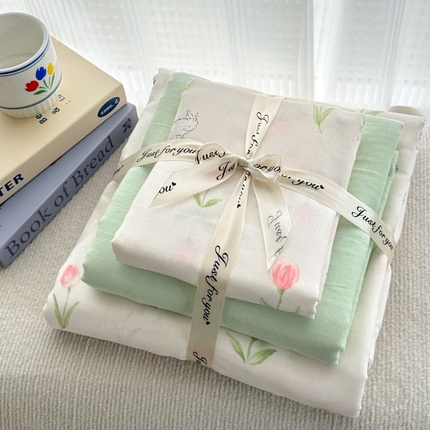 91家纺网 家纺一手货源 找家纺 2025新款双层纱印花卡通四件套-叠拍 郁金香小兔