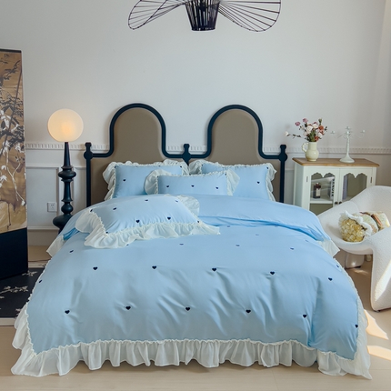 花香四季家纺 2025新款法式蕾丝裙边刺绣仙女公主风四件套 爱心蓝