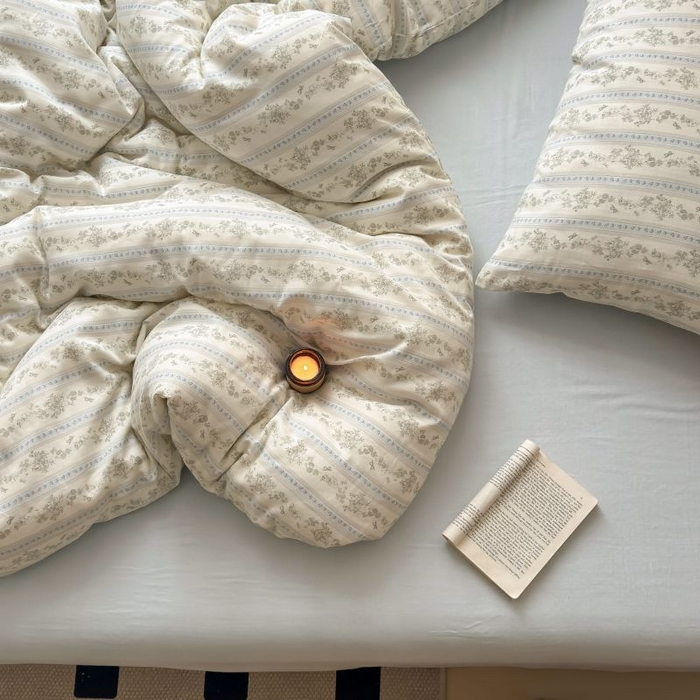 91家纺网 家纺一手货源 找家纺 典曼家纺 2025新款双层纱小清新印花四件套-床拍 浪漫邂逅