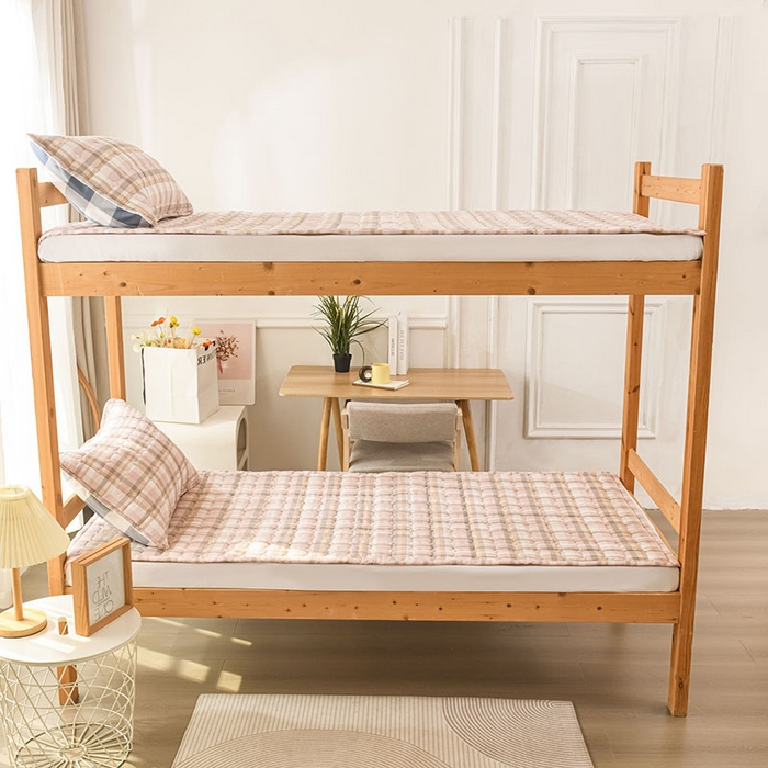 91家纺网 家纺一手货源 找家纺 恋绒家纺 无印风高低床学生床褥水洗棉宿舍上下铺软床垫 粉灰格