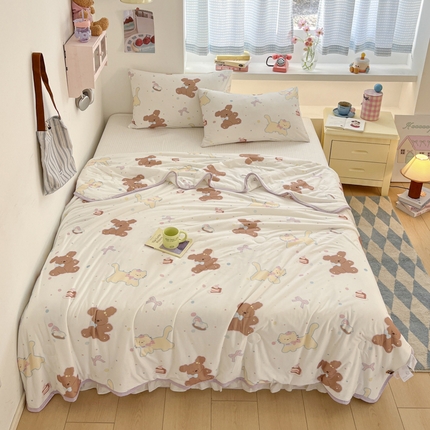 91家纺网 家纺一手货源 找家纺 桃子家居  2025新款A类高品质牛奶针织棉软糯大豆夏被 针织棉-甜甜乐园