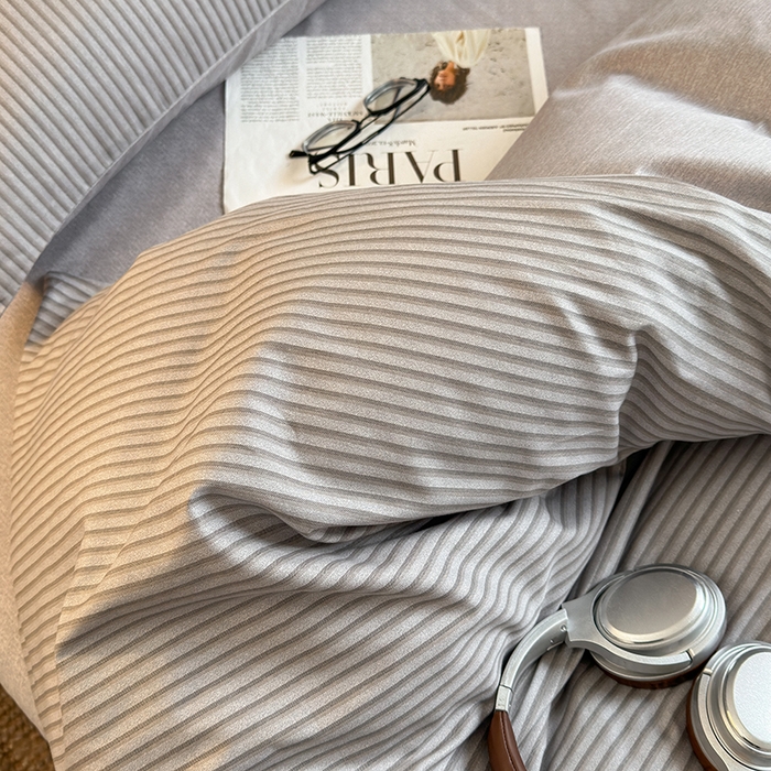 91家纺网 家纺一手货源 找家纺 麦伦家居 2025春夏新品全棉斜纹40支13372系列 绅士之约