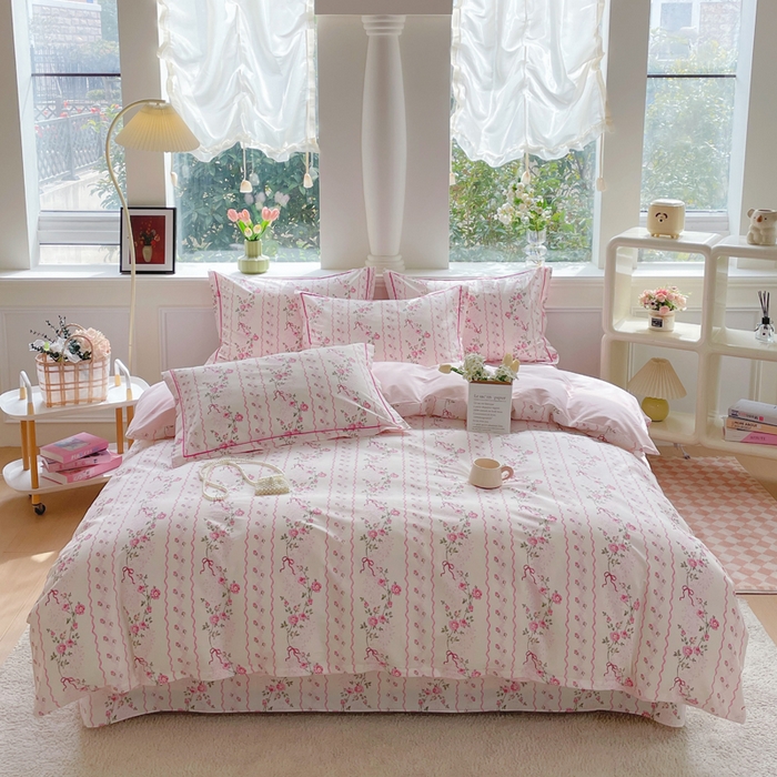 91家纺网 家纺一手货源 找家纺 铭博家纺 2025新款直播爆款100%全棉吊边一字绣工艺款13070印花全棉四件套 潮汐心语