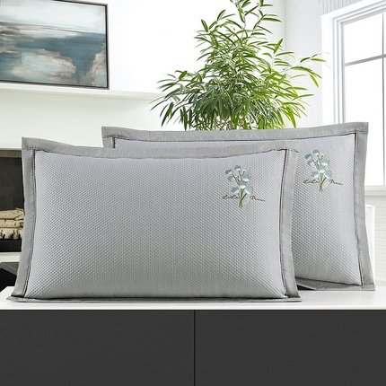 小猫派 2025夏季冰丝枕头套A类豆豆凉感常规枕套 凉感绣花-灰色花束