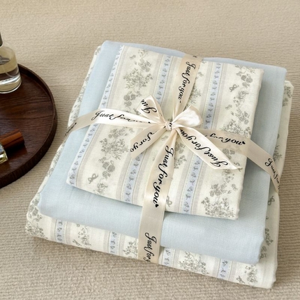 91家纺网 家纺一手货源 找家纺 典曼家纺 2025新款双层纱小清新印花四件套-叠拍 浪漫邂逅