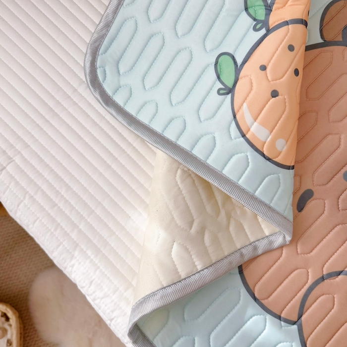 91家纺网 家纺一手货源 找家纺 美乐迪家纺 2025新款儿童乳胶凉席 卡皮巴拉