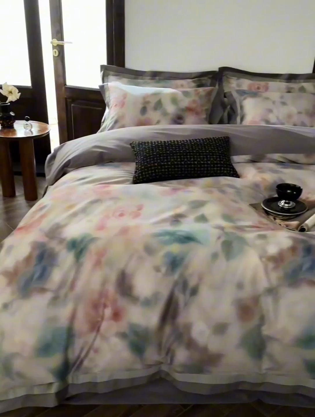 91家纺网 家纺一手货源 找家纺 由丽家纺 2025新款数码印花四件套 花芳霞-绿