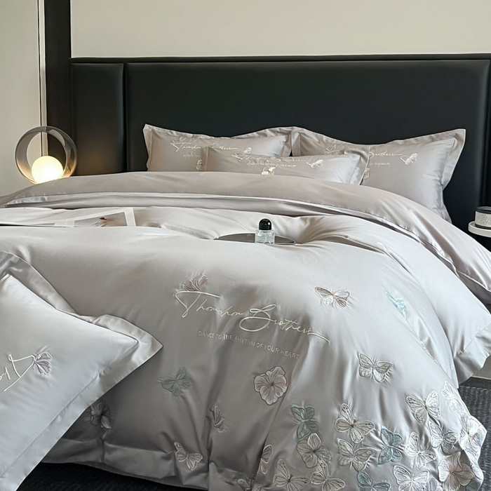 91家纺网 家纺一手货源 找家纺 欧乐蒂 2025新款A类亲肤棉刺绣四件套-蝶舞 蝶舞-夜灰