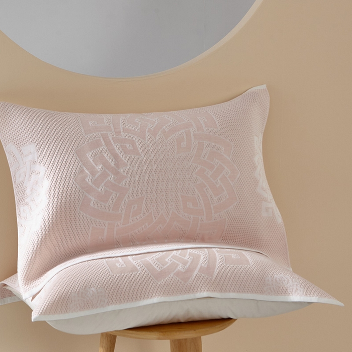 91家纺网 家纺一手货源 找家纺 朴尔家纺-毛巾被 2025新款全棉纱布蜂窝结构系列枕巾 君子莲-嫩粉