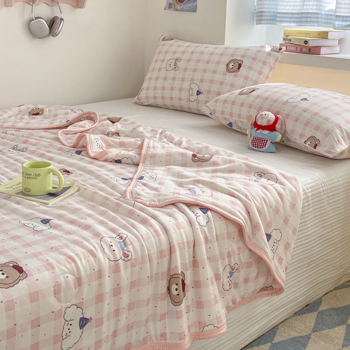 91家纺网 家纺一手货源 找家纺 桃子家居  2025新款A类高品质牛奶针织棉软糯大豆夏被 针织棉-粉格派对