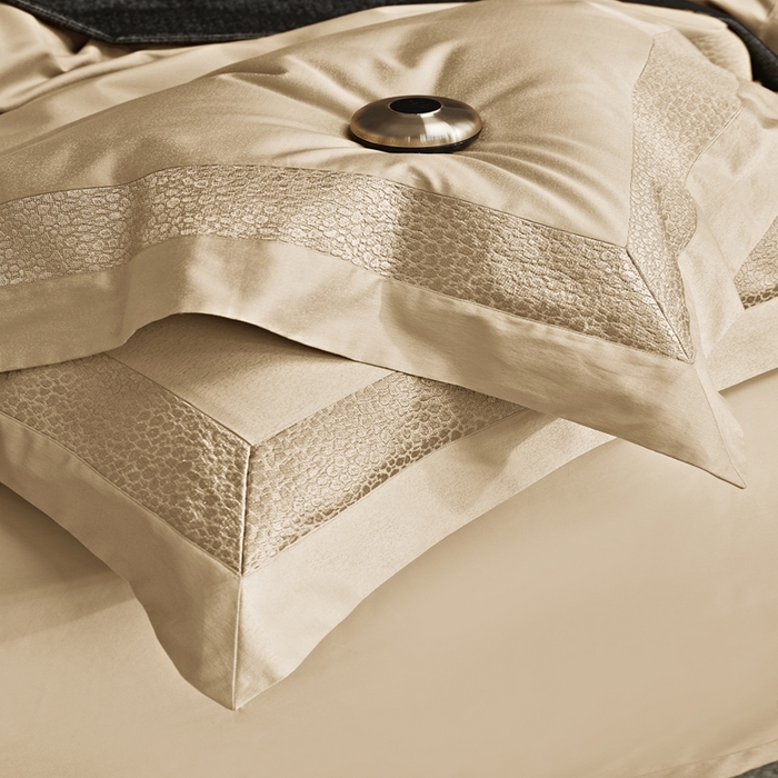 91家纺网 家纺一手货源 找家纺 爱情故事2025春夏居家新品四件套 臻彩（金色）