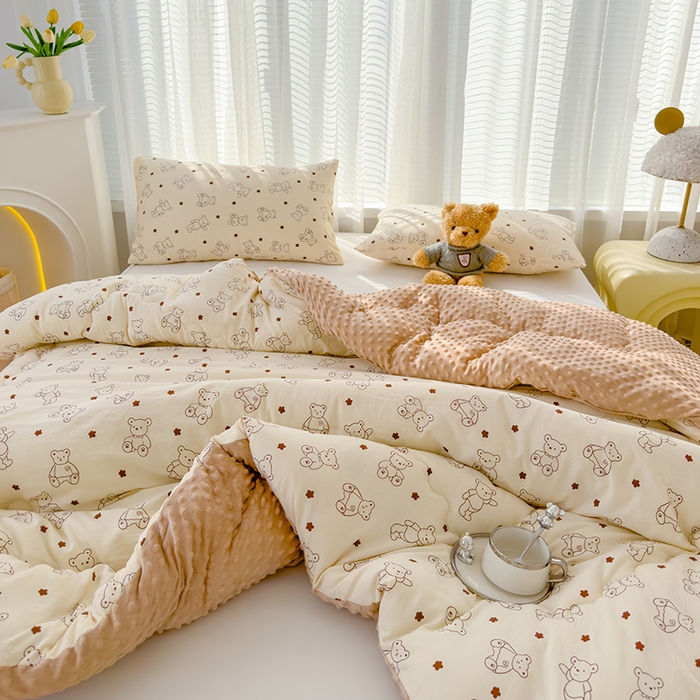 91家纺网 家纺一手货源 找家纺 （总）佰丝居 2025新款A类水洗棉双层纱豆豆被100%新疆棉花被夏被