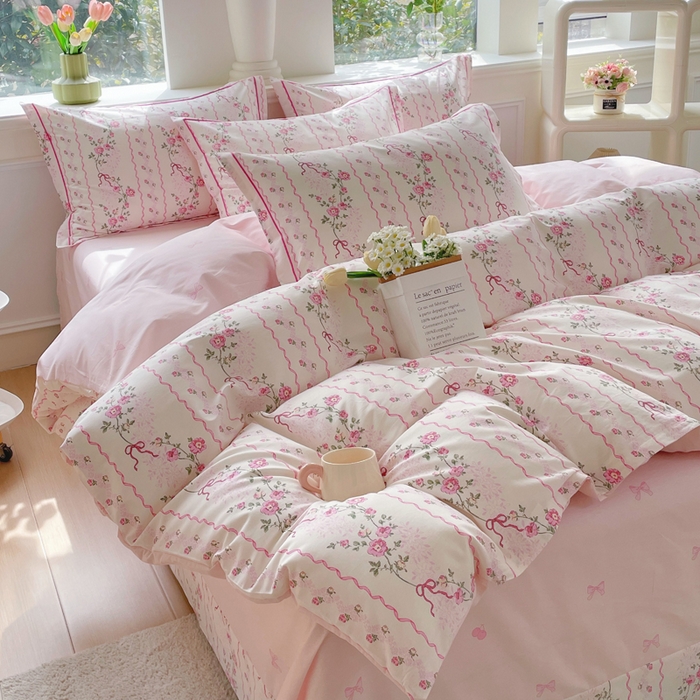 91家纺网 家纺一手货源 找家纺 铭博家纺 2025新款直播爆款100%全棉吊边一字绣工艺款13070印花全棉四件套 潮汐心语