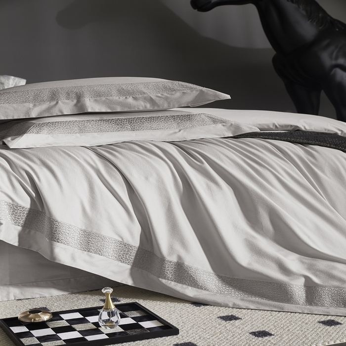 91家纺网 家纺一手货源 找家纺 爱情故事2025春夏居家新品四件套 臻彩（灰）