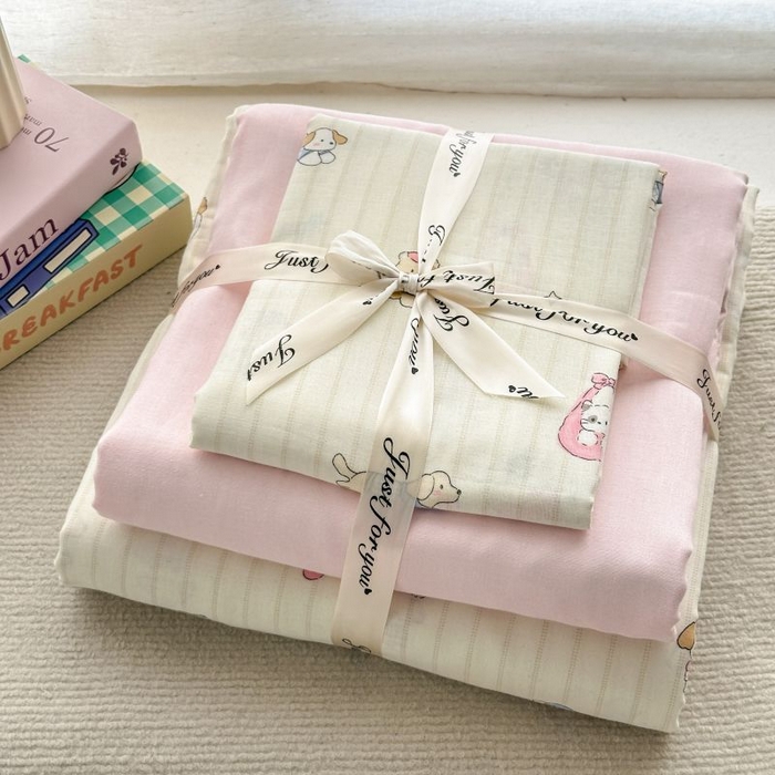 91家纺网 家纺一手货源 找家纺 2025新款双层纱印花卡通四件套-叠拍 嬉戏谷